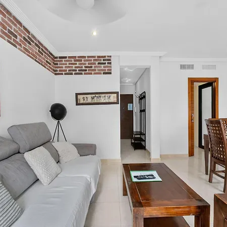 He Royal Park Apartment *